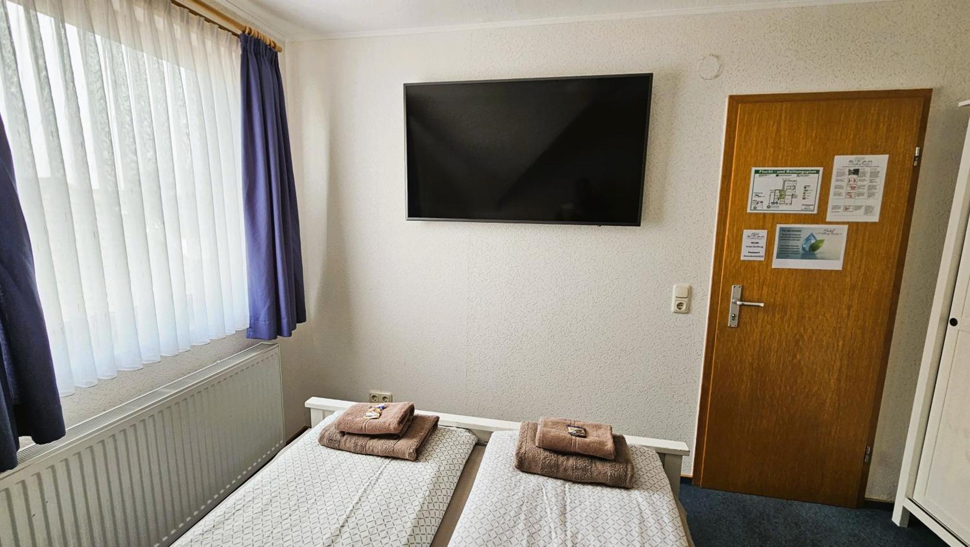 Hotel Dorfkrug Buesum Номер фото