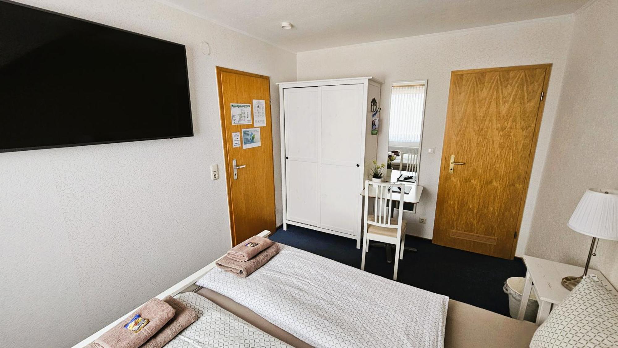 Hotel Dorfkrug Buesum Номер фото