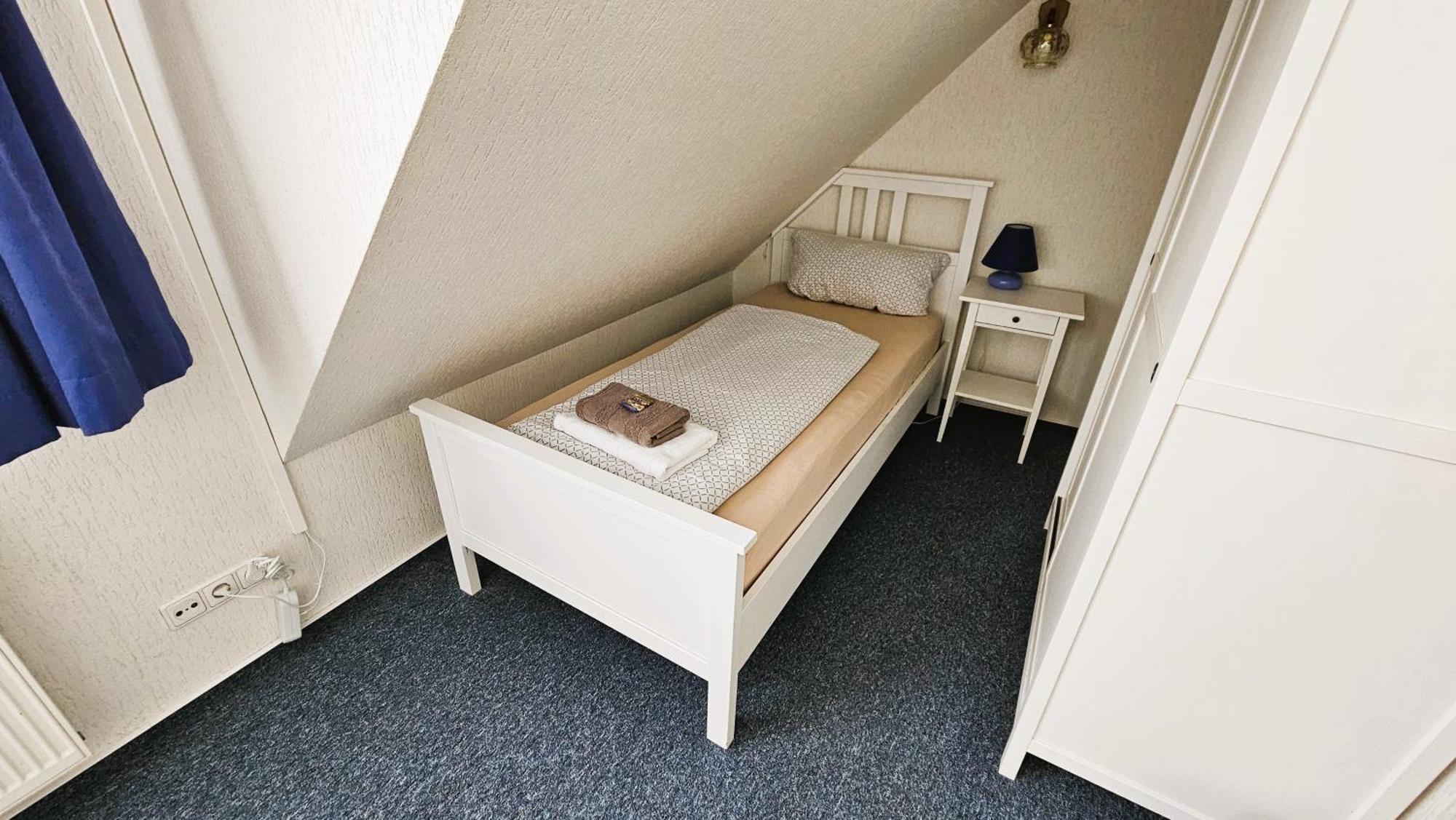 Hotel Dorfkrug Buesum Экстерьер фото